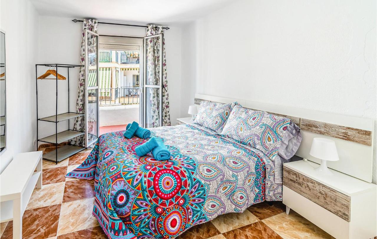 Beautiful Apartment In Cordoba With Kitchenette Exteriör bild