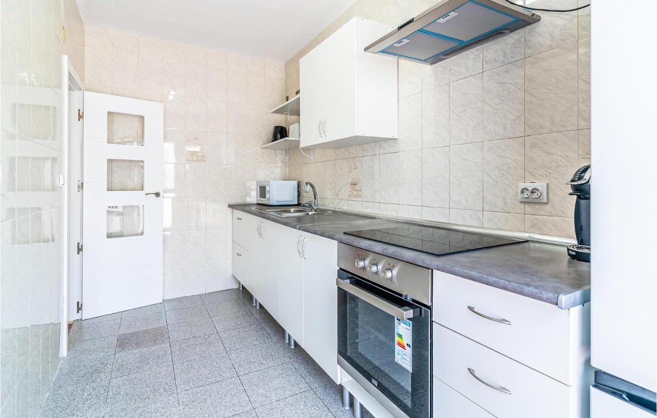 Beautiful Apartment In Cordoba With Kitchenette Exteriör bild